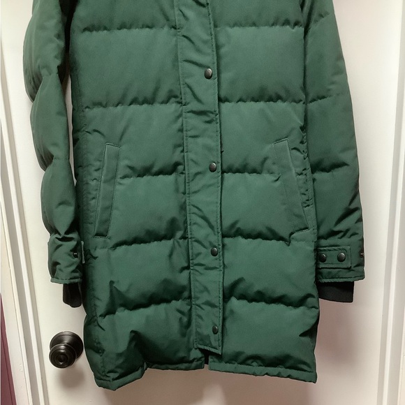 Canada Goose Coat Removable Coyote Fur - Picture 8 of 16